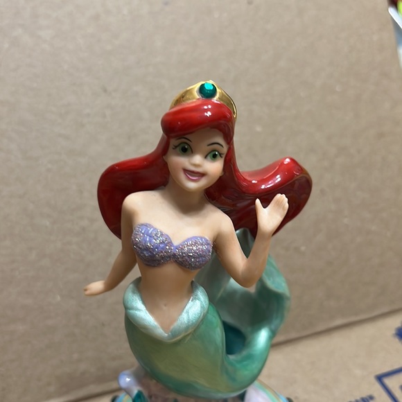 Rare, Vintage, Ariel, Little Mermaid Figurine, with Jewel Base - Picture 2 of 6